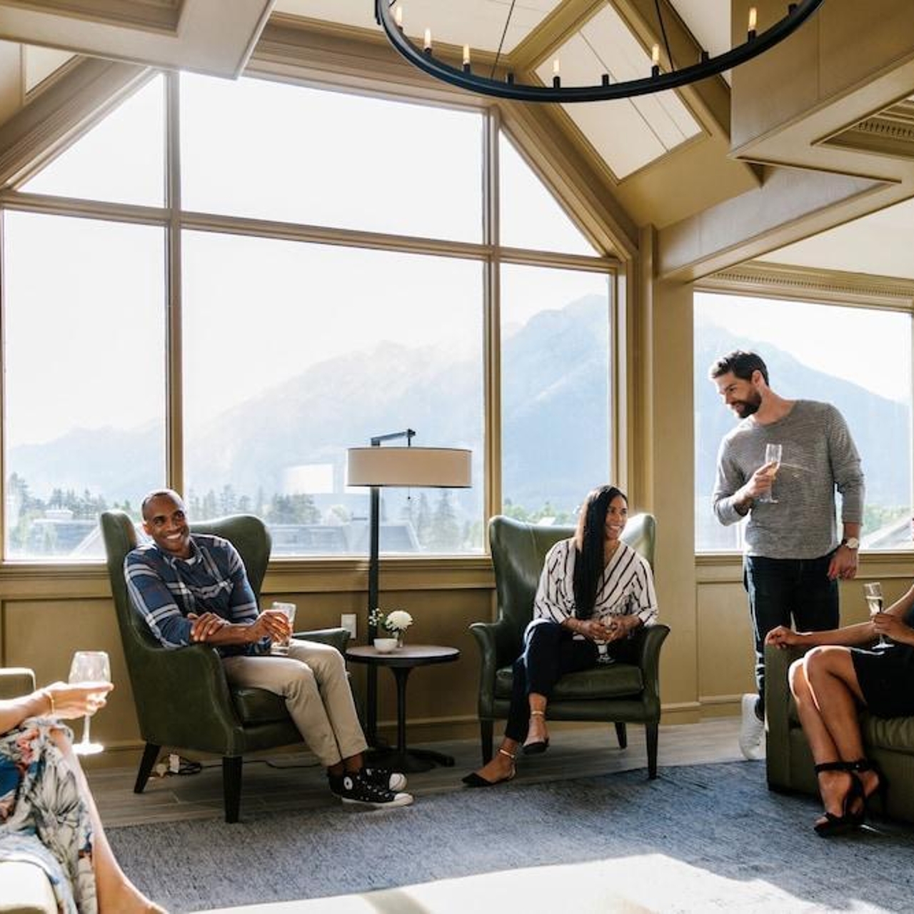 Mount Royal Hotel 3 Hrs Star Hotel In Banff Alberta