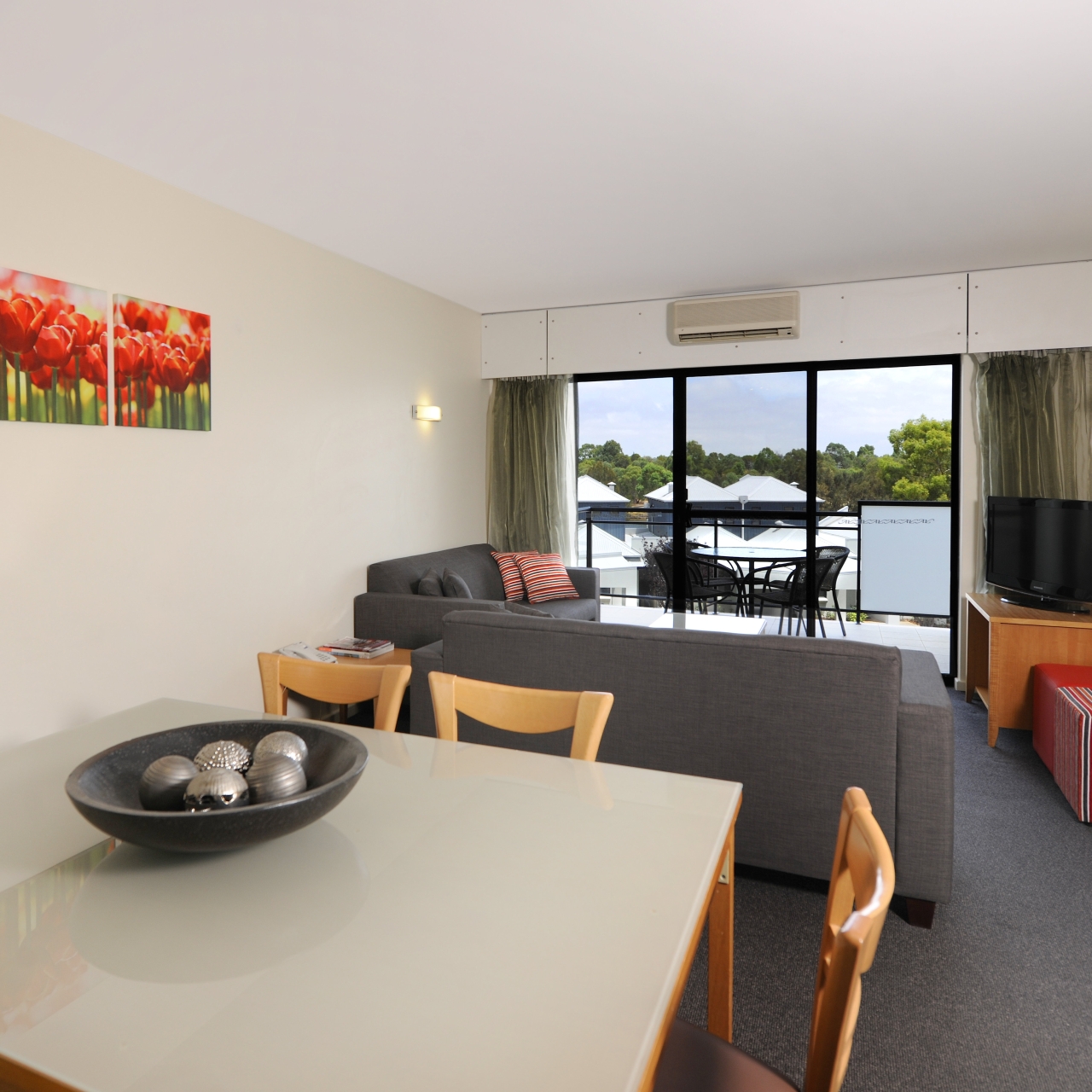 Assured Ascot Quays Apartment Hotel 4 Hrs Star Hotel In Perth State Of Western Australia