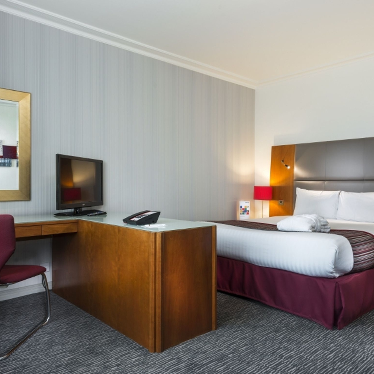 Park Inn By Radisson Hotel Conference Centre London Heathrow London Bei Hrs Gunstig Buchen