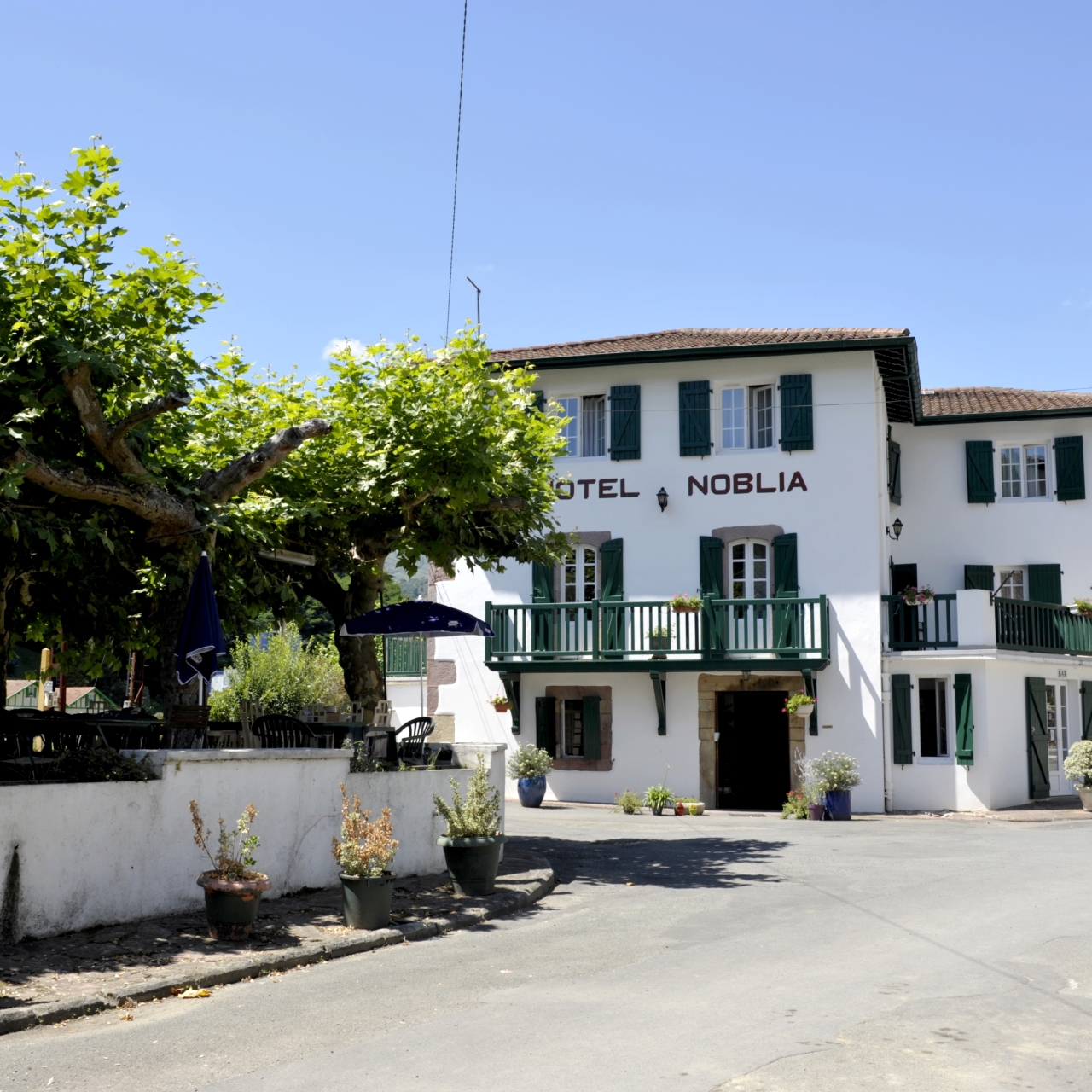 Hotel Noblia Logis In Bidarray Aquitaine Hrs