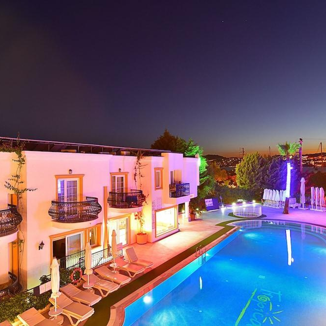 Tropicana Beach Hotel In Bodrum Mugla Hrs