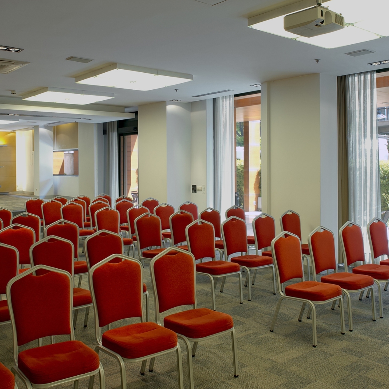 Hotel Divan Istanbul City 4 Hrs Star Hotel In Istanbul Istanbul