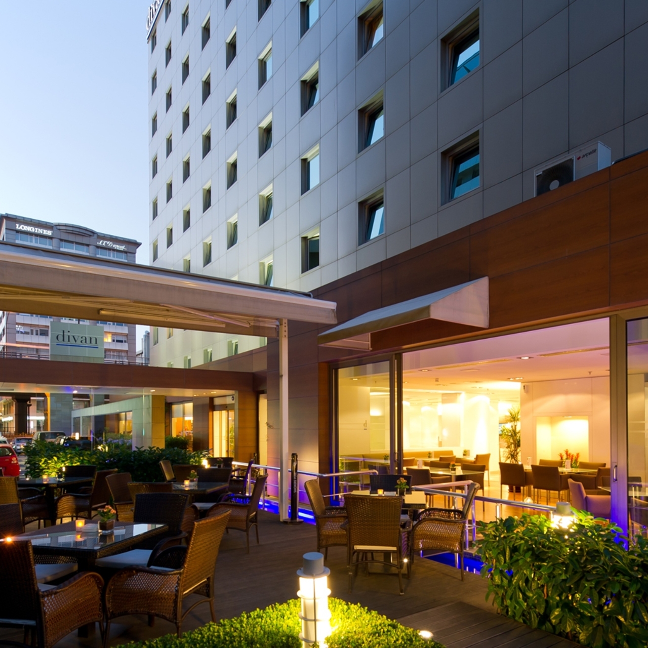 Hotel Divan Istanbul City 4 Hrs Star Hotel In Istanbul Istanbul