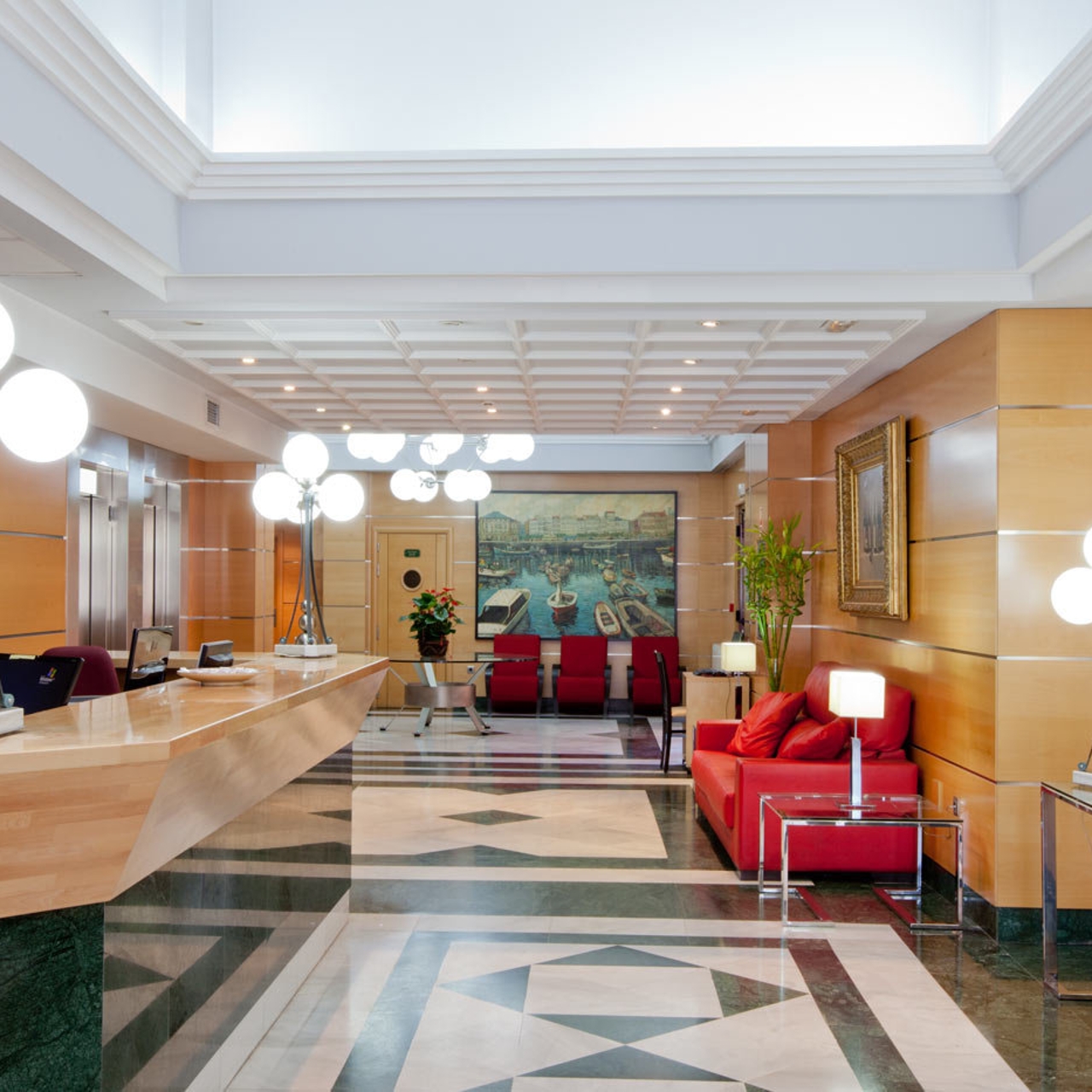 Hotel 4C Bravo Murillo en Madrid en HRS con servicios gratuitos
