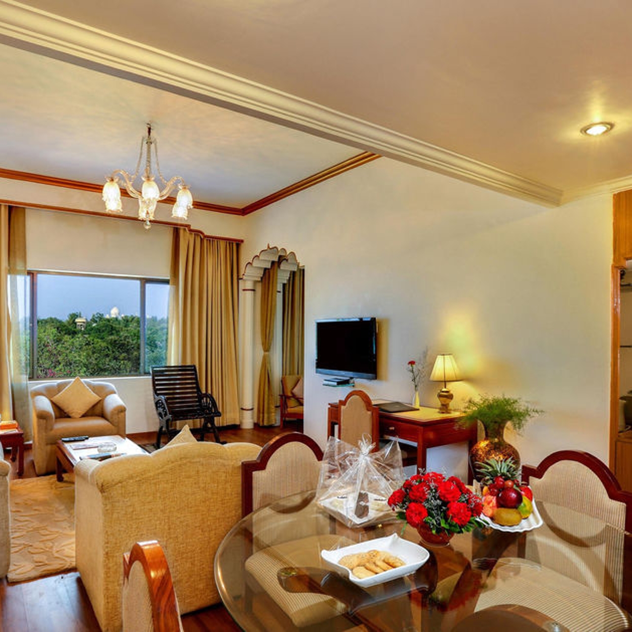 Hotel Clarks Shiraz 5 Hrs Star Hotel In Agra State Of Uttar