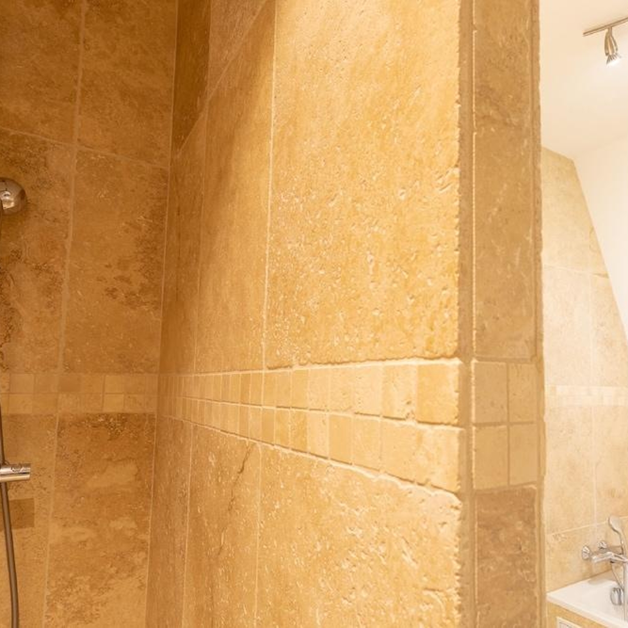 domaine du chateau de monrecour hotel et restaurant france at hrs with free services