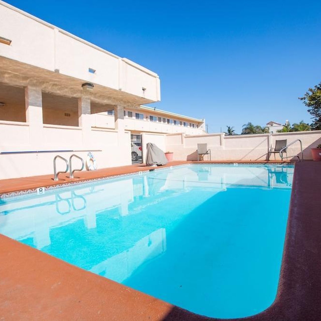 Pismo Beachwalker Inn u0026 Suites in Pismo Beach (California) - HRS