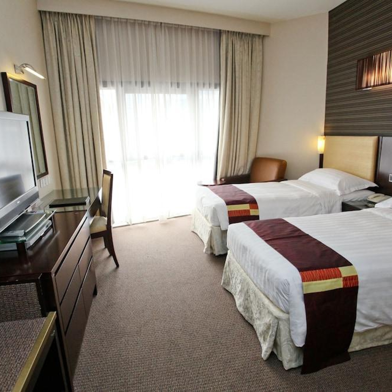 Hotel Royal Queens 3 Hrs Star Hotel In Singapore Hotel Royal Queens 3 Hrs Star Hotel In Singapore
