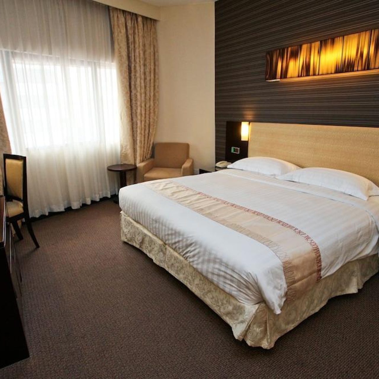 Hotel Royal Queens Singapore At Hrs With Free Services Hotel Royal Queens Singapore At Hrs With Free Services