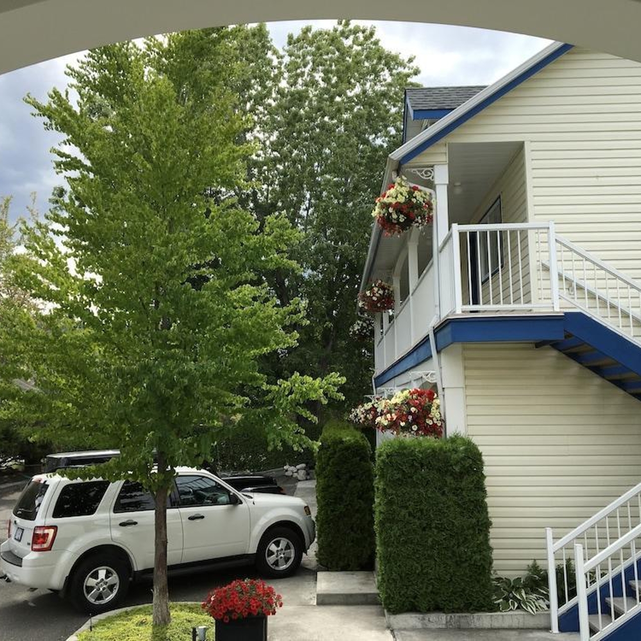Lakeside Country Inn - 3 HRS star hotel in Kamloops (British Columbia)