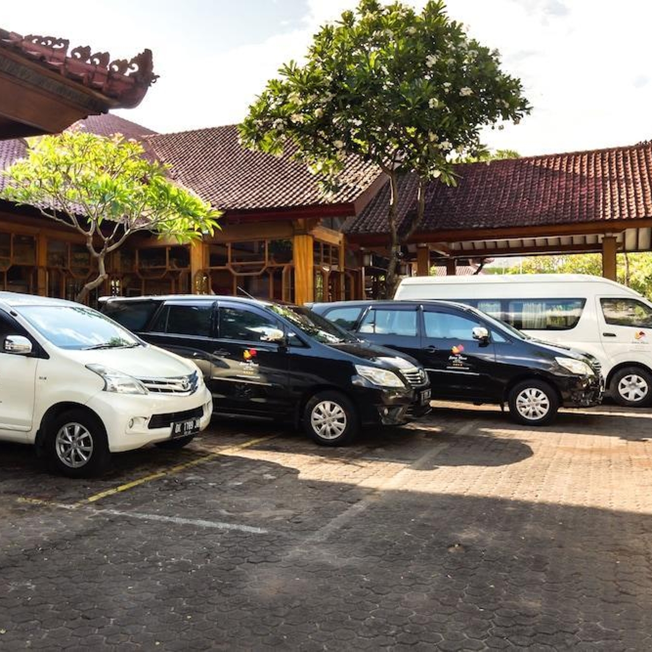 Grand Istana Rama Hotel 4 Hrs Star Hotel In Kuta Bali