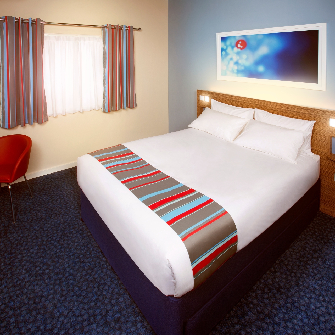 Hotel Travelodge Manchester Ancoats 3 Hrs Star Hotel In Manchester England What is the closest airport to travelodge manchester salford quays? hotel travelodge manchester ancoats 3