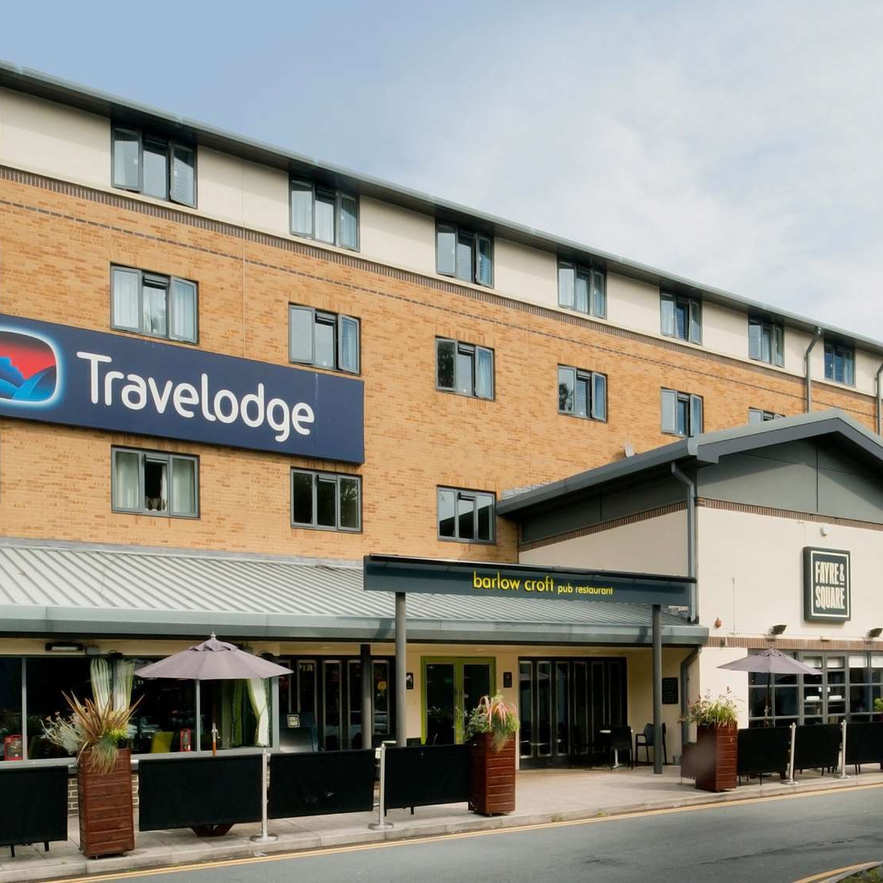 Hotel Travelodge Manchester Didsbury United Kingdom At Hrs With Free Services Travelodge is a hotel chain that finds customers affordable and comfortable accommodations worldwide. hotel travelodge manchester didsbury