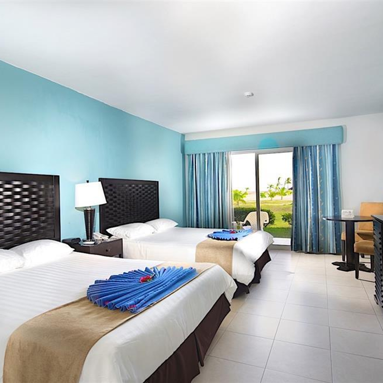 Hotel Playa Blanca Beach Resort Mexico At Hrs With Free Services