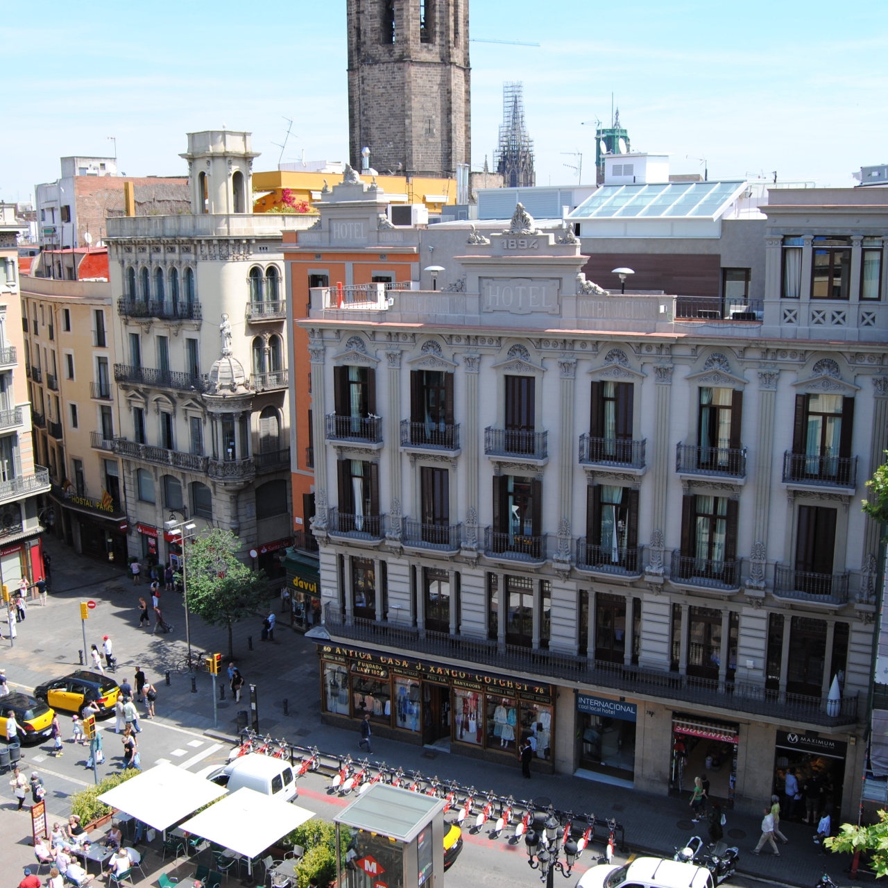 Internacional Ramblas Atiram Hotel en Barcelona en HRS con servicios  gratuitos
