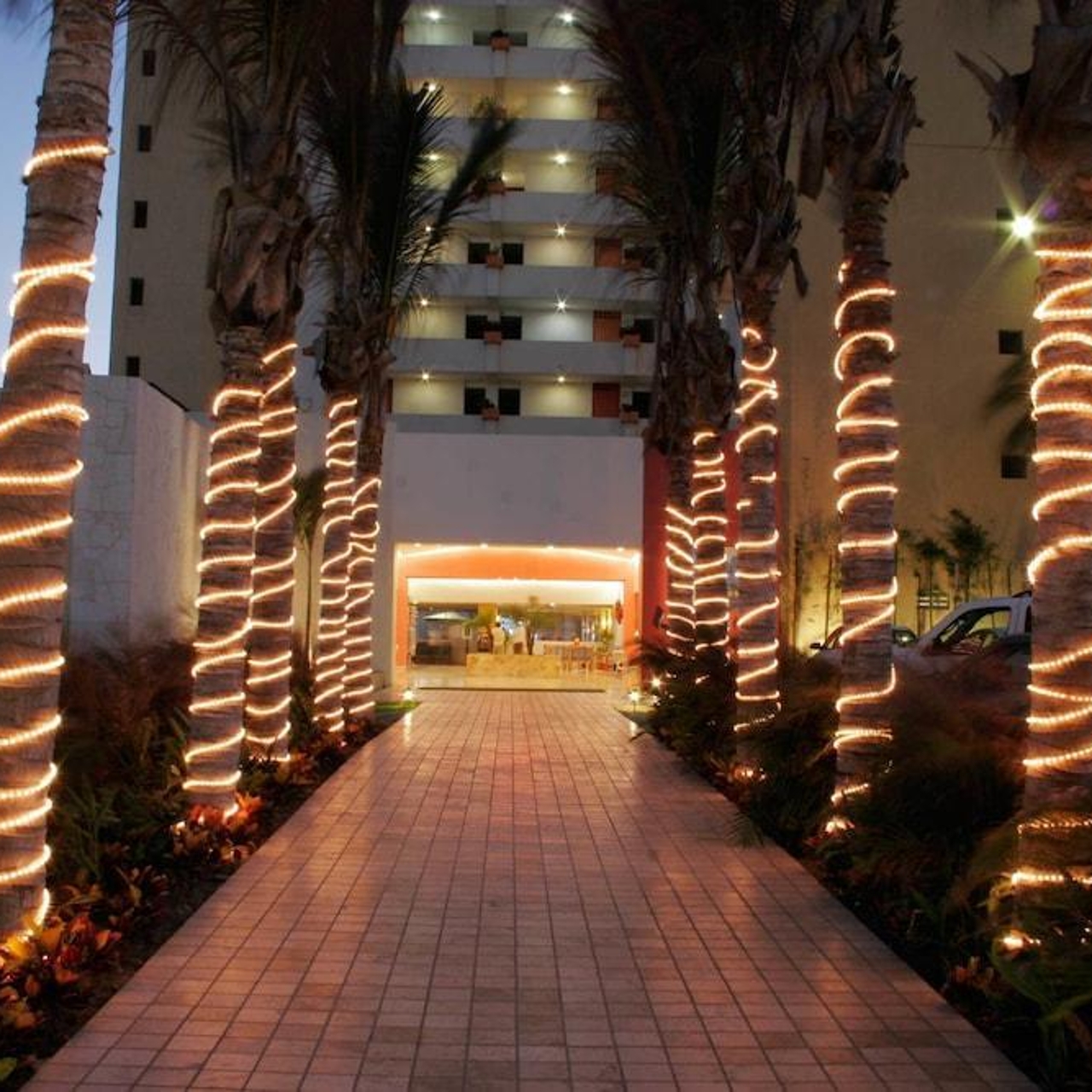 Hotel Las Flores Beach Resort - 3 HRS star hotel in Mazatlán (Sinaloa) Hotel Las Flores Beach Resort - 3 HRS star hotel in Mazatlán (Sinaloa)