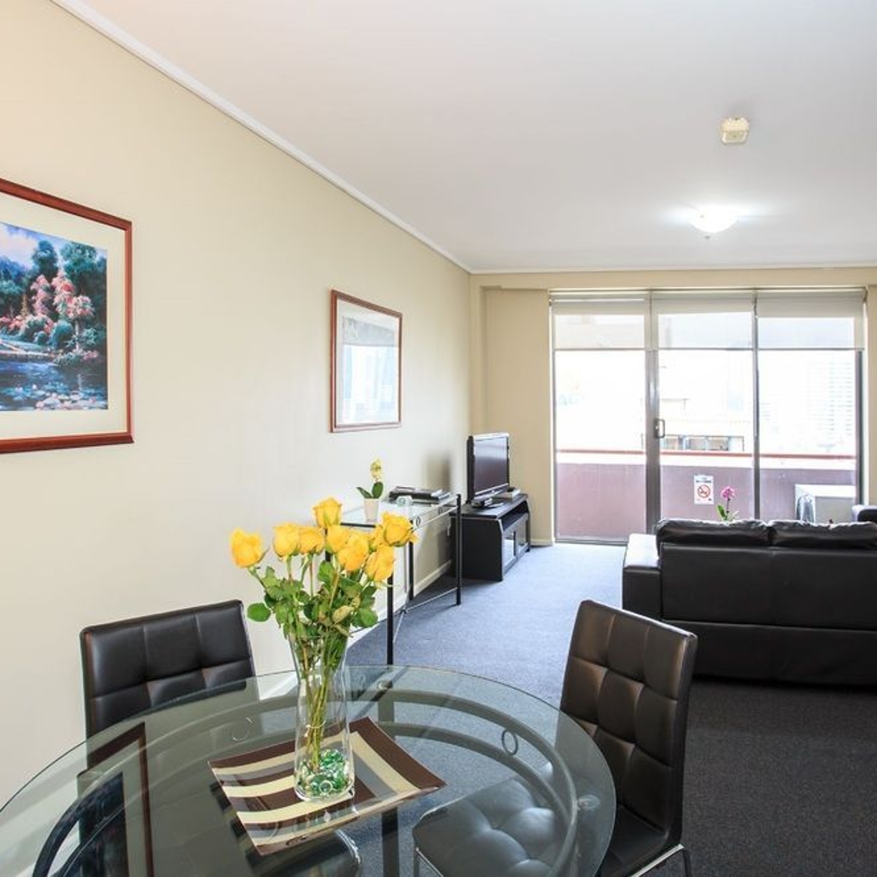 Hotel The Paramount Serviced Apartments Melbourne 4 Hrs Star