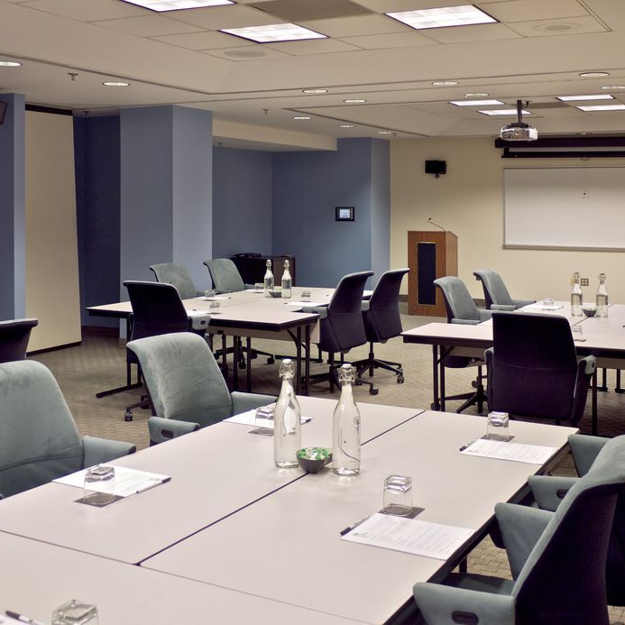 Kellogg Conference Hotel At Gallaudet University 3 Hrs Star Hotel In Washington District Of Columbia