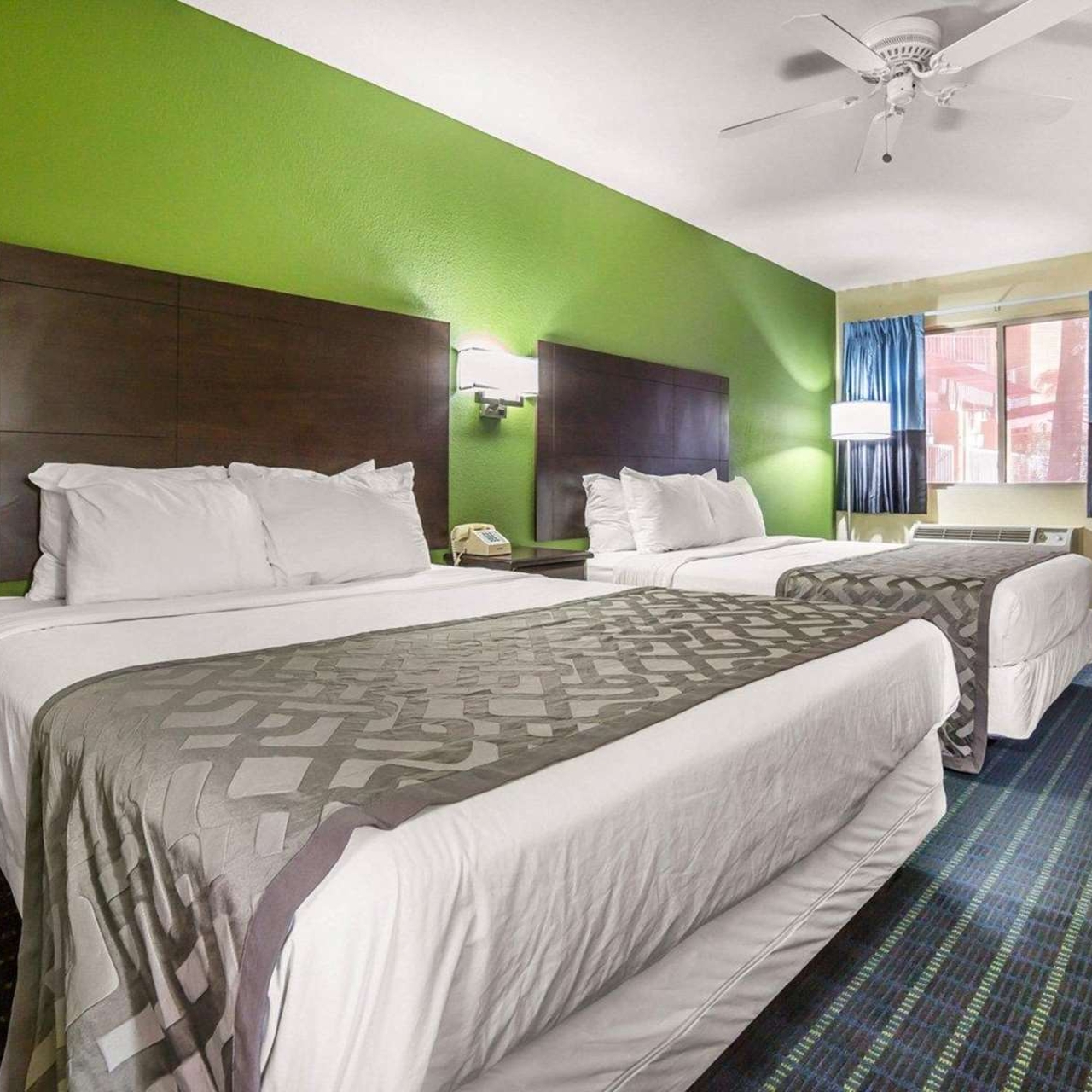 images Holiday Inn Express Needles