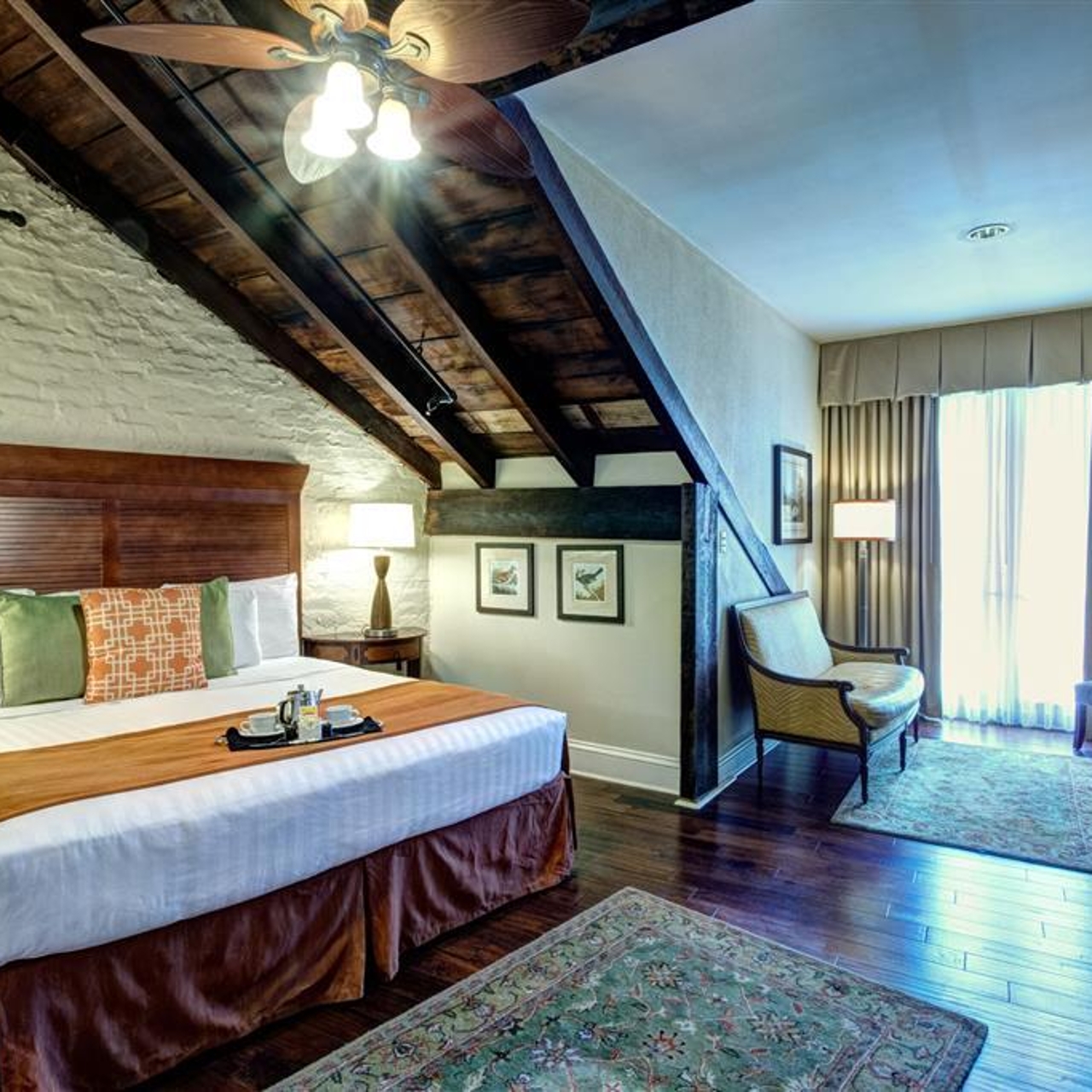 An Ascend Hotel Collection Member St James Hotel In New Orleans Louisiana Hrs