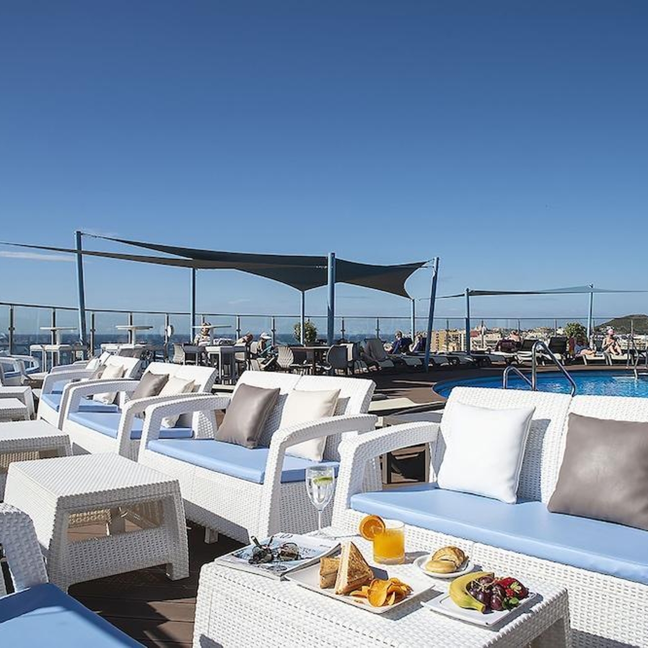 Hotel El Puerto by Pierre & Vacances en Fuengirola en HRS con servicios  gratuitos
