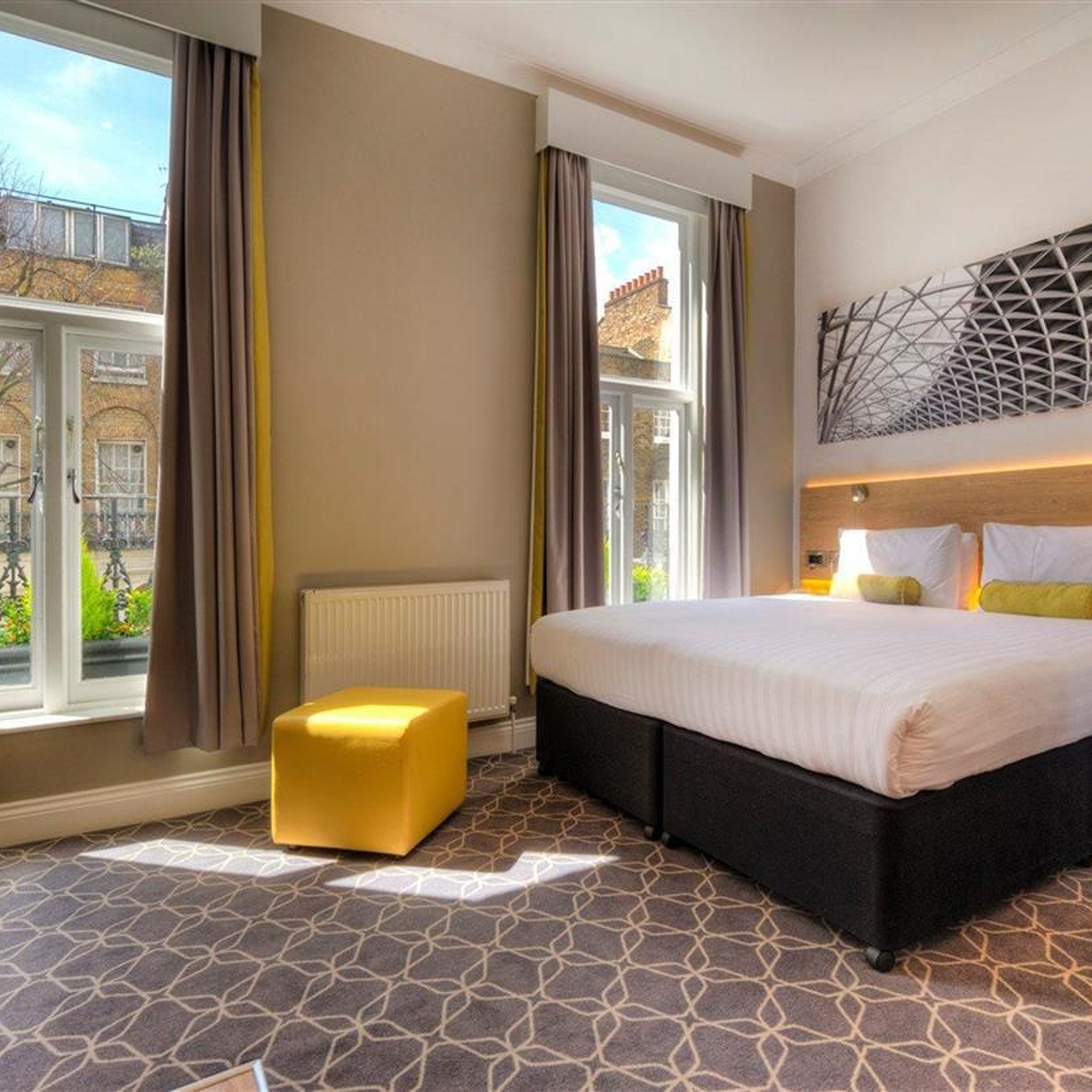 Comfort Inn and Suites Kings Cross St. P - Londres chez HRS avec services  gratuits