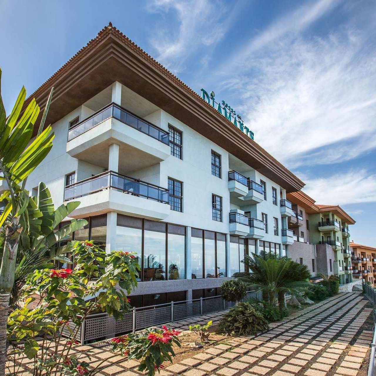 Hotel AluaSoul Orotava Valley - Adults only en Puerto de la Cruz en HRS con  servicios gratuitos