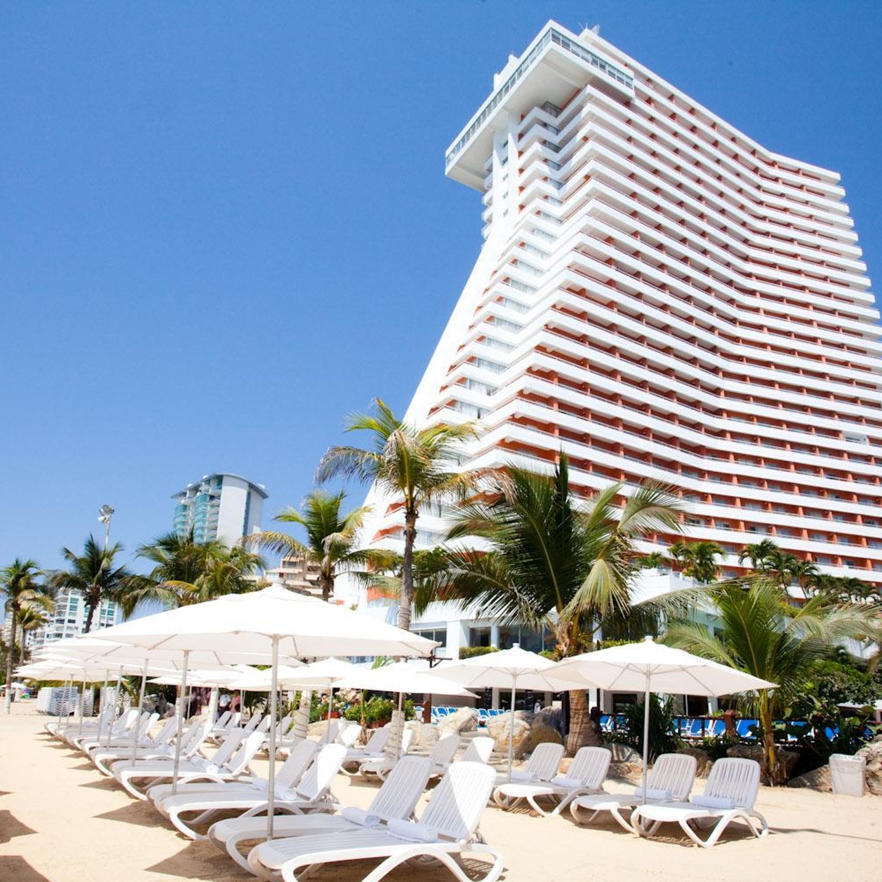 Gran Plaza Hotel Acapulco Mexico At Hrs With Free Services