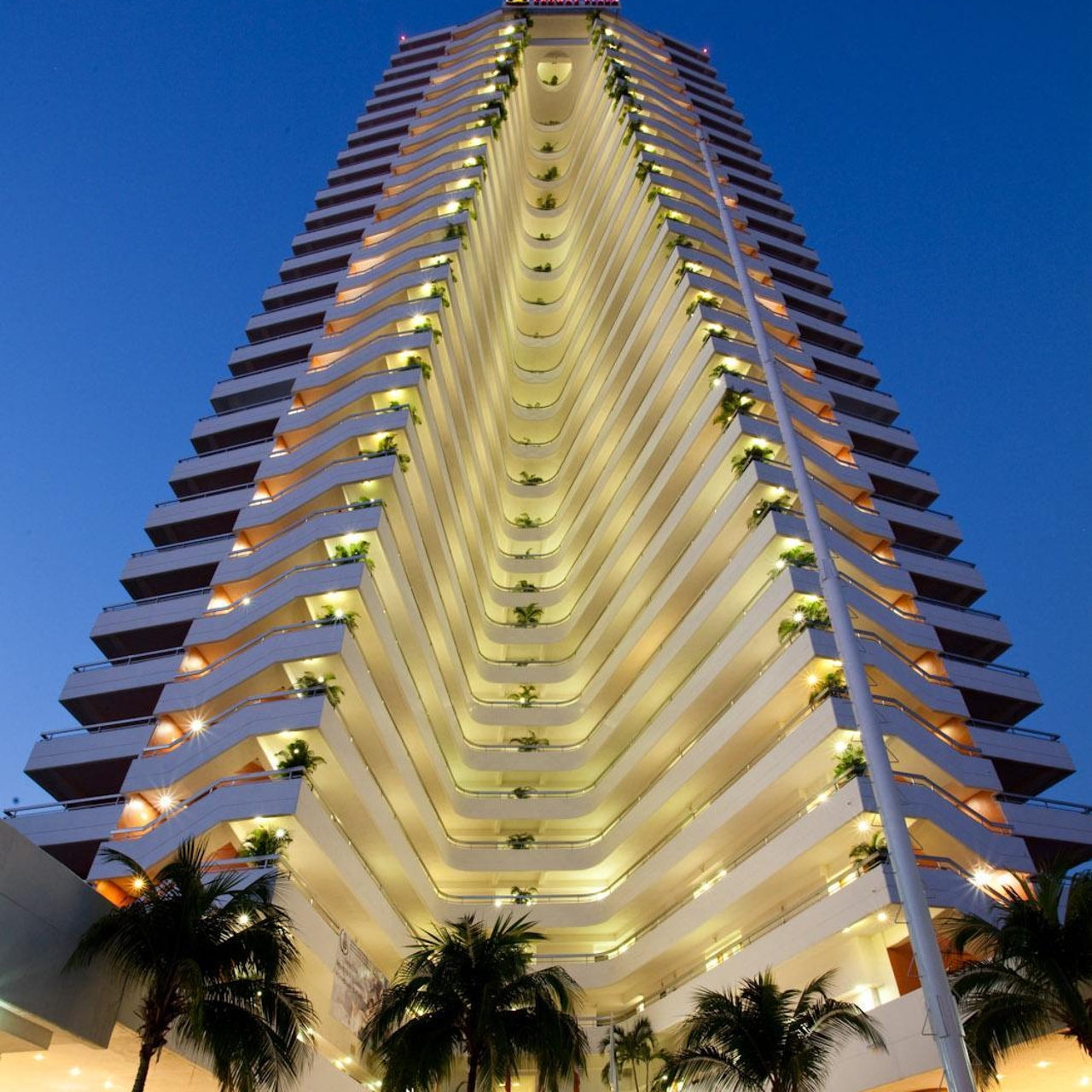 Gran Plaza Hotel Acapulco Mexico At Hrs With Free Services