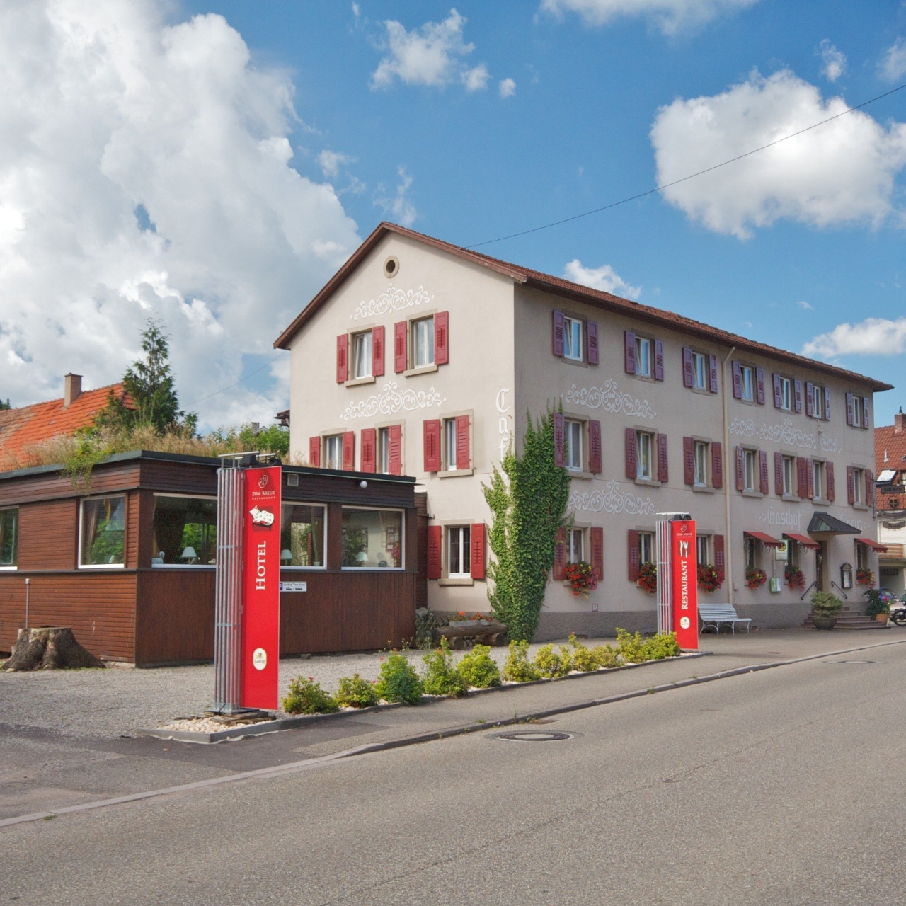 Hotel Zum Kreuz Gasthof Baden Wurttemberg Bei Hrs Gunstig Buchen 