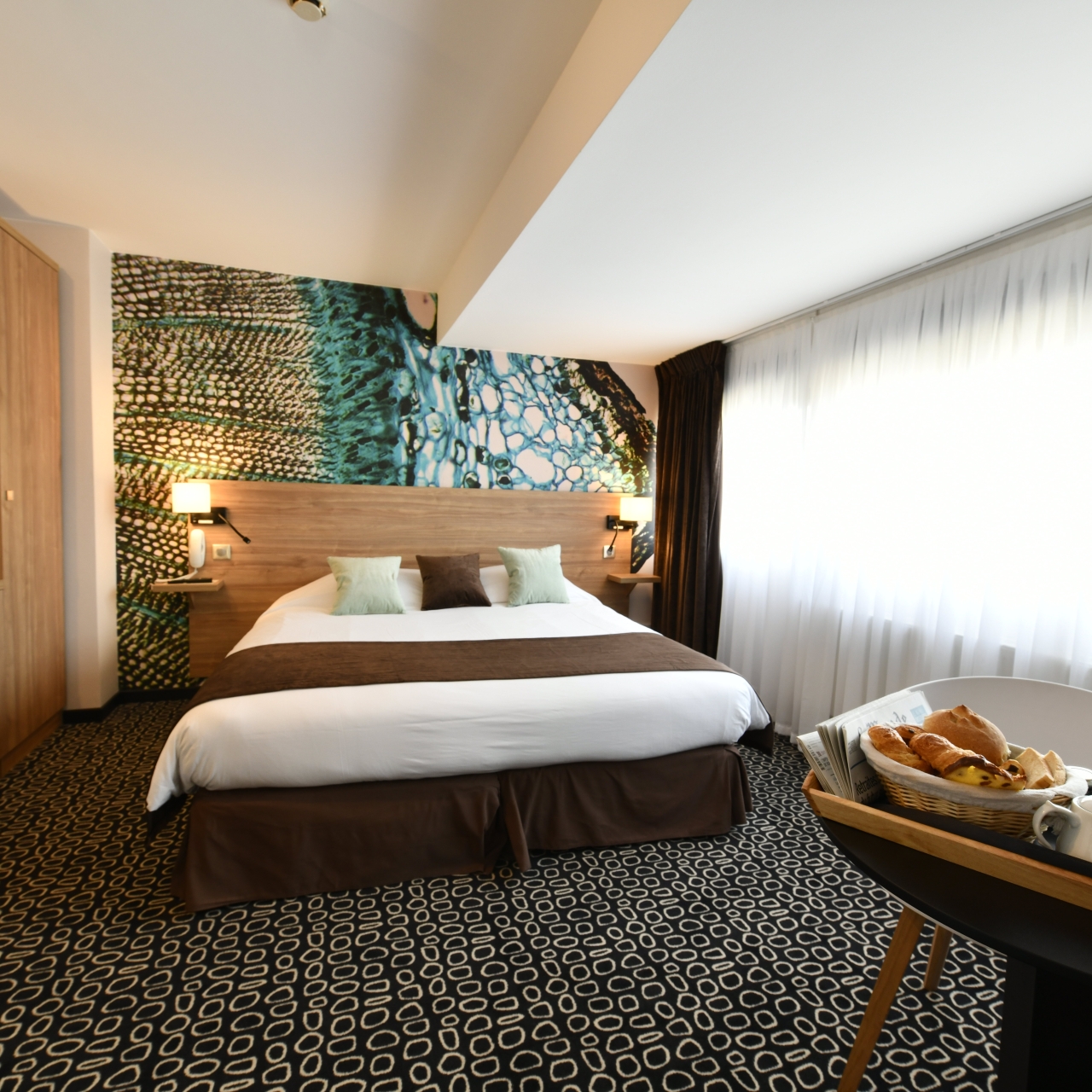 In Situ Hotel Le Chat Botte France At Hrs With Free Services In Situ Hotel Le Chat Botte France At Hrs With Free Services
