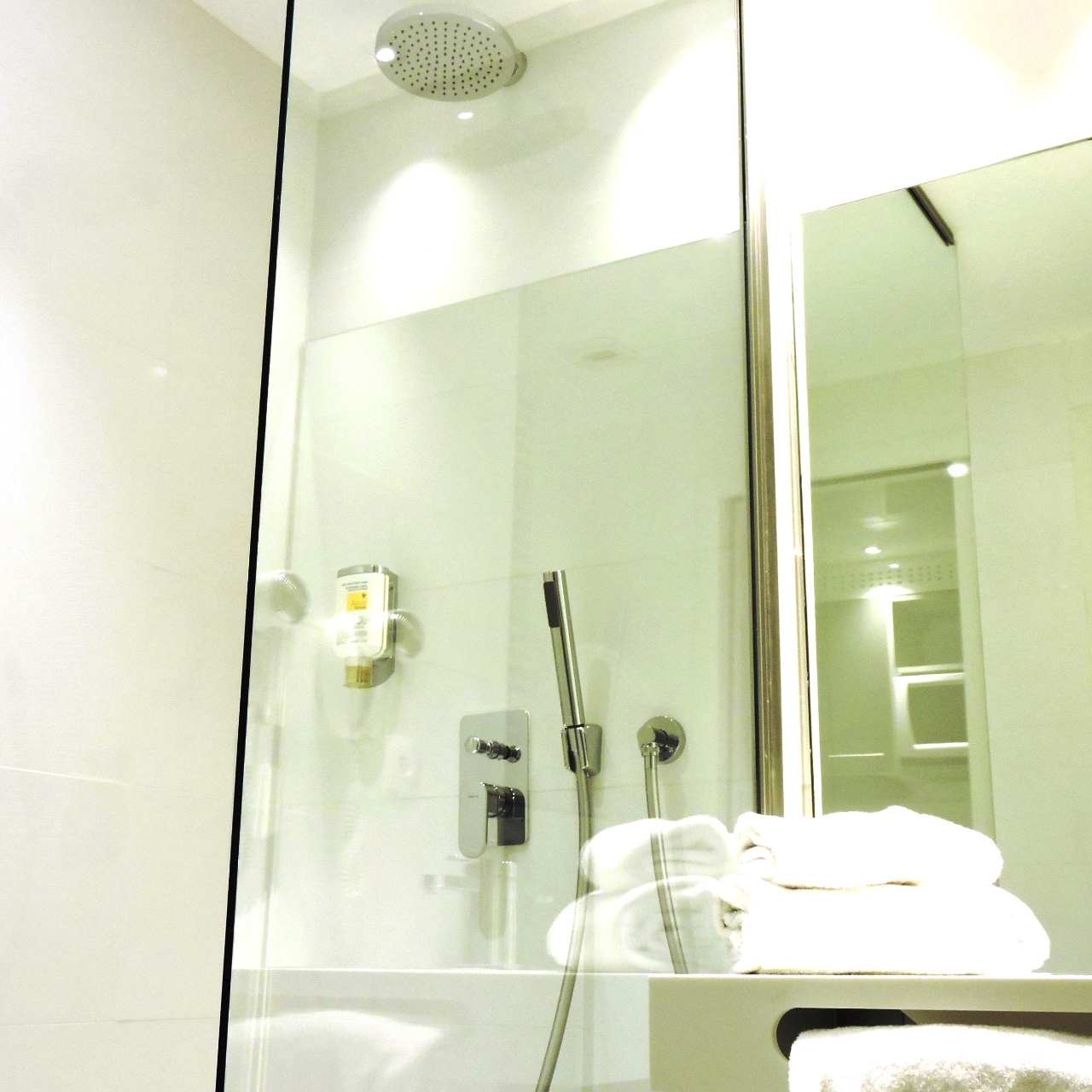 Victoria Garden Appart Hotel 3 Hrs Star Hotel In Bordeaux Aquitaine