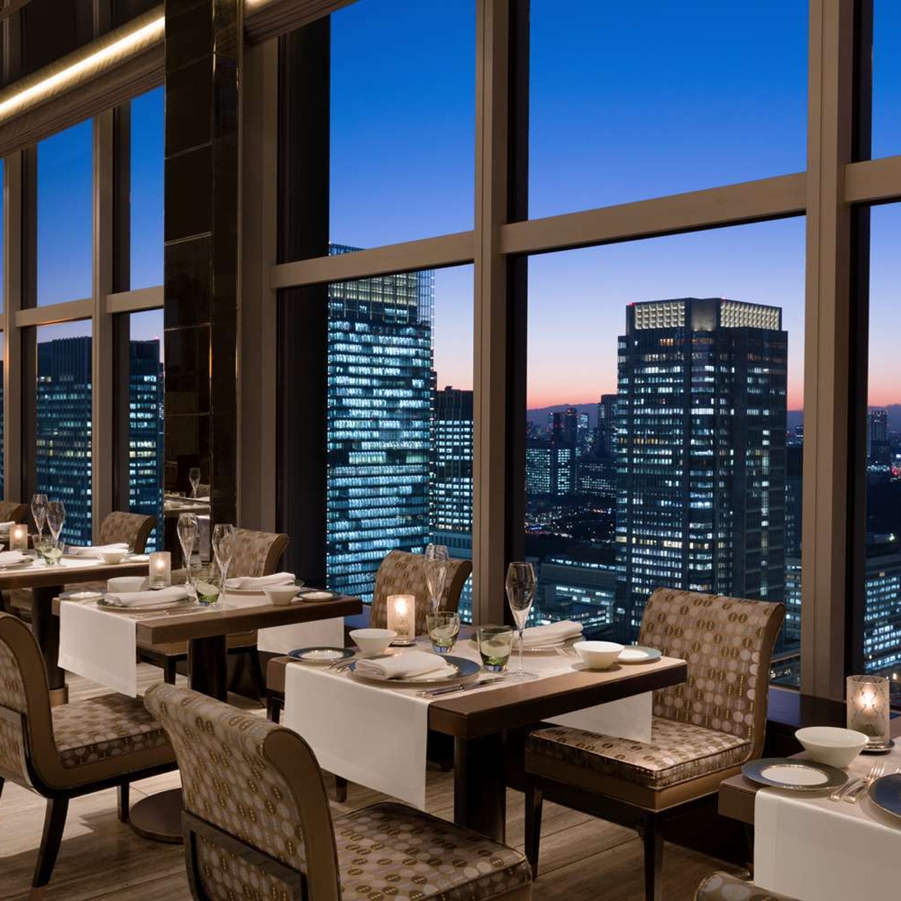 Shangri La Hotel Tokyo 5 Hrs Star Hotel In Tokyo Tokyo Metropolis A safe deposit box, a lift and public parking are available for guests to use. shangri la hotel tokyo 5 hrs star