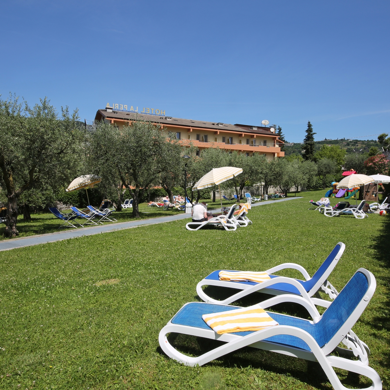Hotel La Perla en Garda en HRS con servicios gratuitos