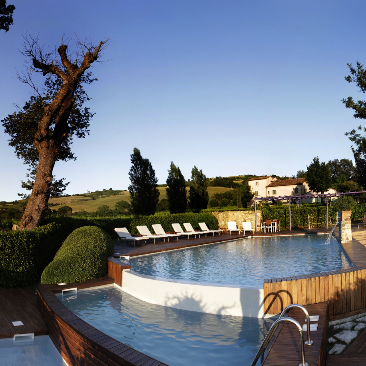 Hotel Urbino Resort Tenuta Santi Giacomo e Filippi - 4 HRS star hotel in  Urbino (The Marches)