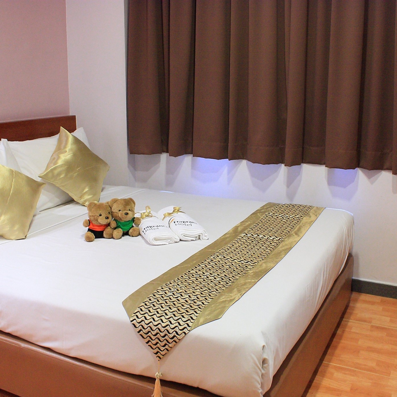 Fragrance Hotel Rose In Singapore Hrs