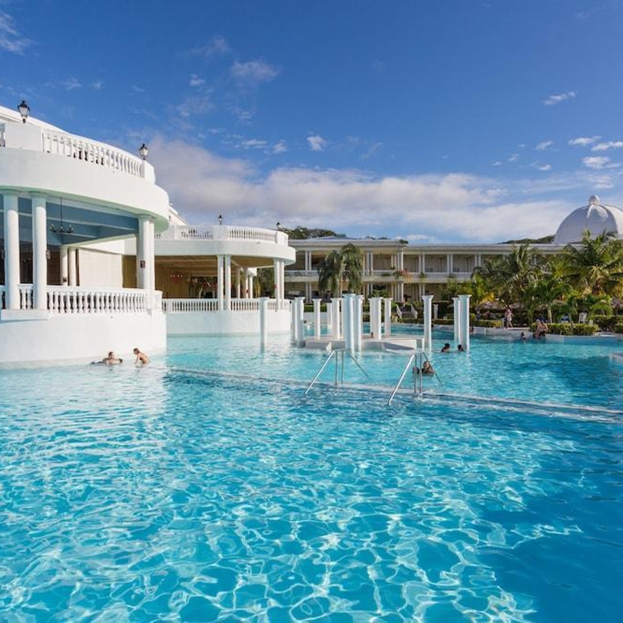 Hotel Grand Palladium Lady Hamilton Resort & Spa All Inclusive Jamaica- at  HRS with free services