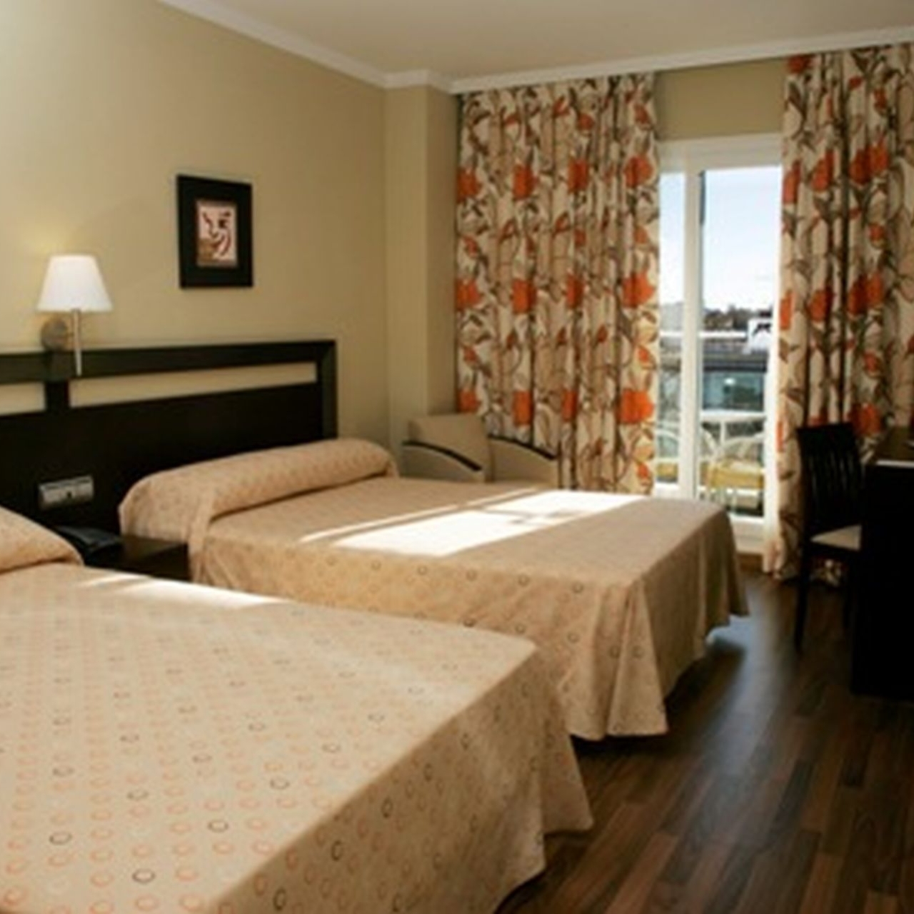 Hotel Bahia De Almunecar Spanien Bei Hrs Gunstig Buchen