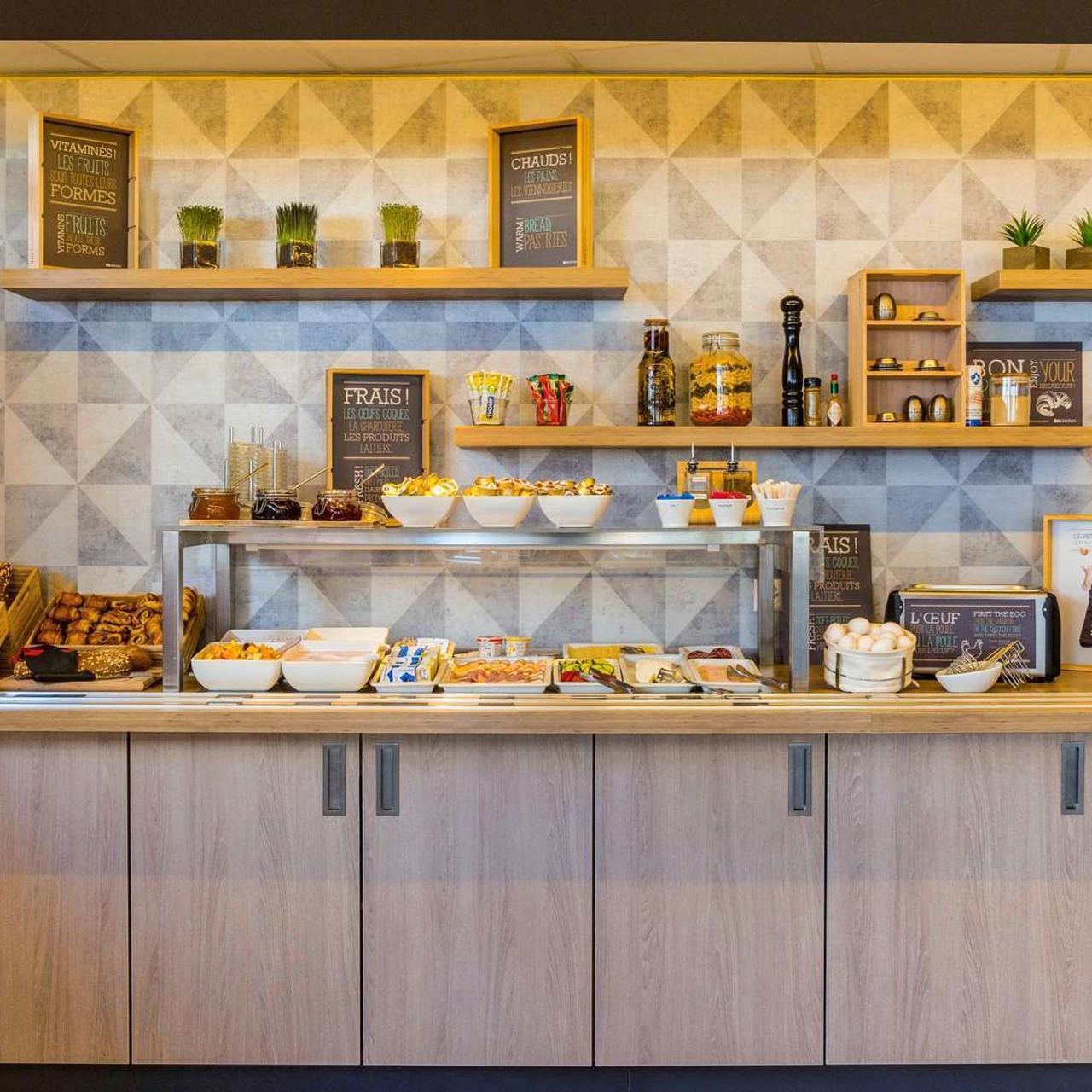 hotel ibis lausanne centre lausanne at hrs with free services