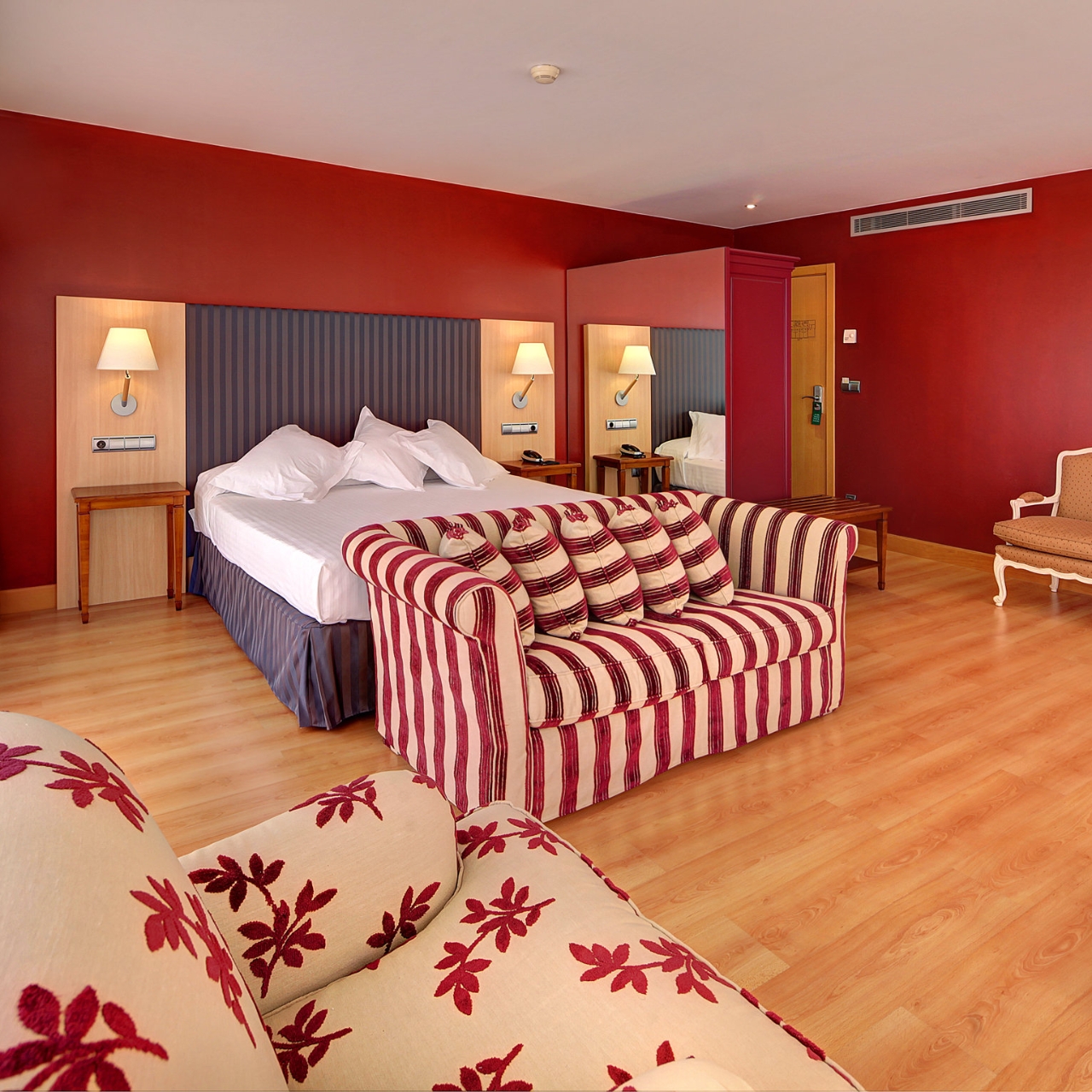 Hotel Sercotel Villa Goma 3 Hrs Star Hotel In Zaragoza Aragon