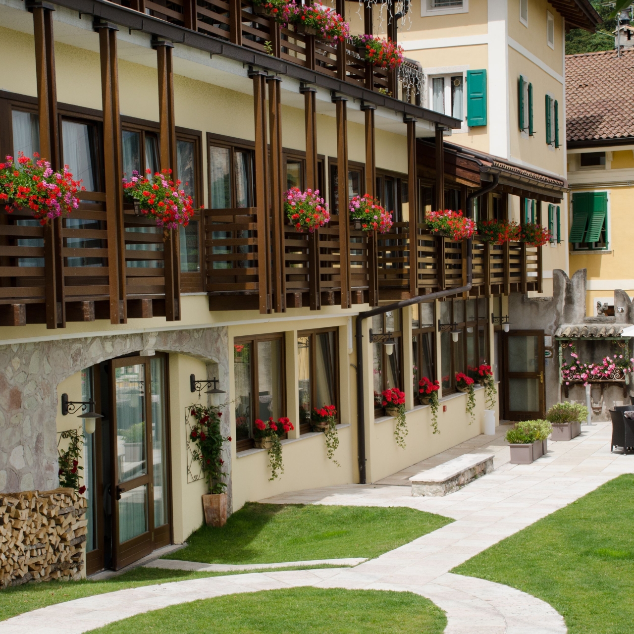 Hotel Garni San Giorgio Della Scala 3 Hrs Star Hotel In Trento Trentino Alto Adige
