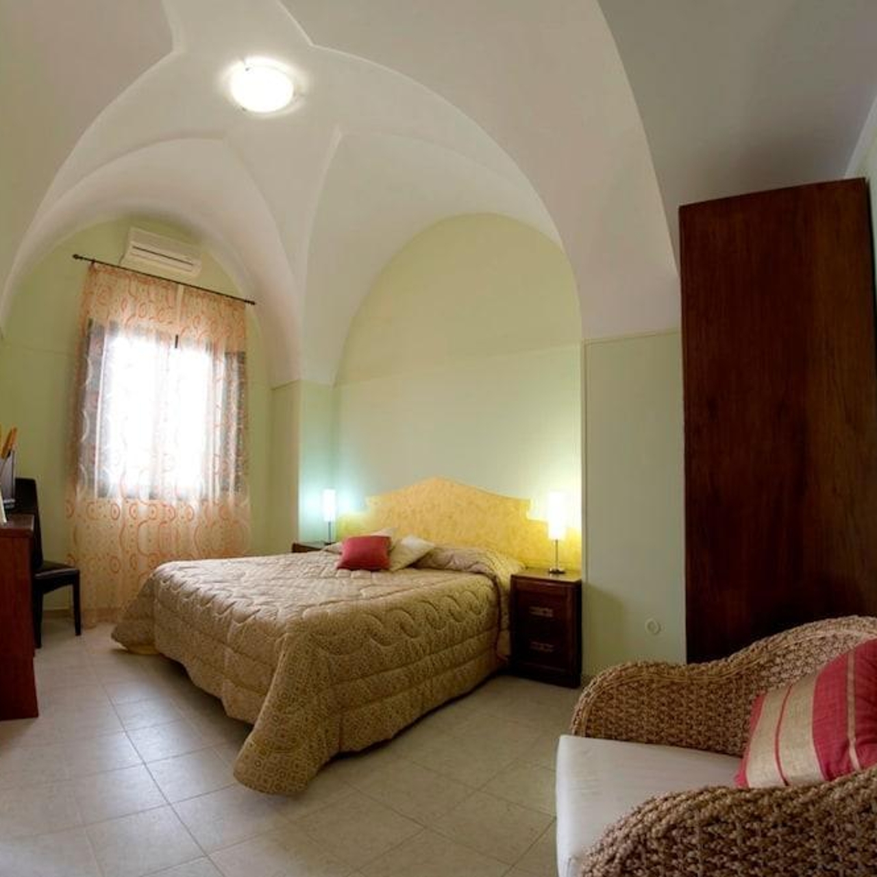 Hotel Agriturismo Casale San Giovanni in Salice Salentino (Apulia) - HRS