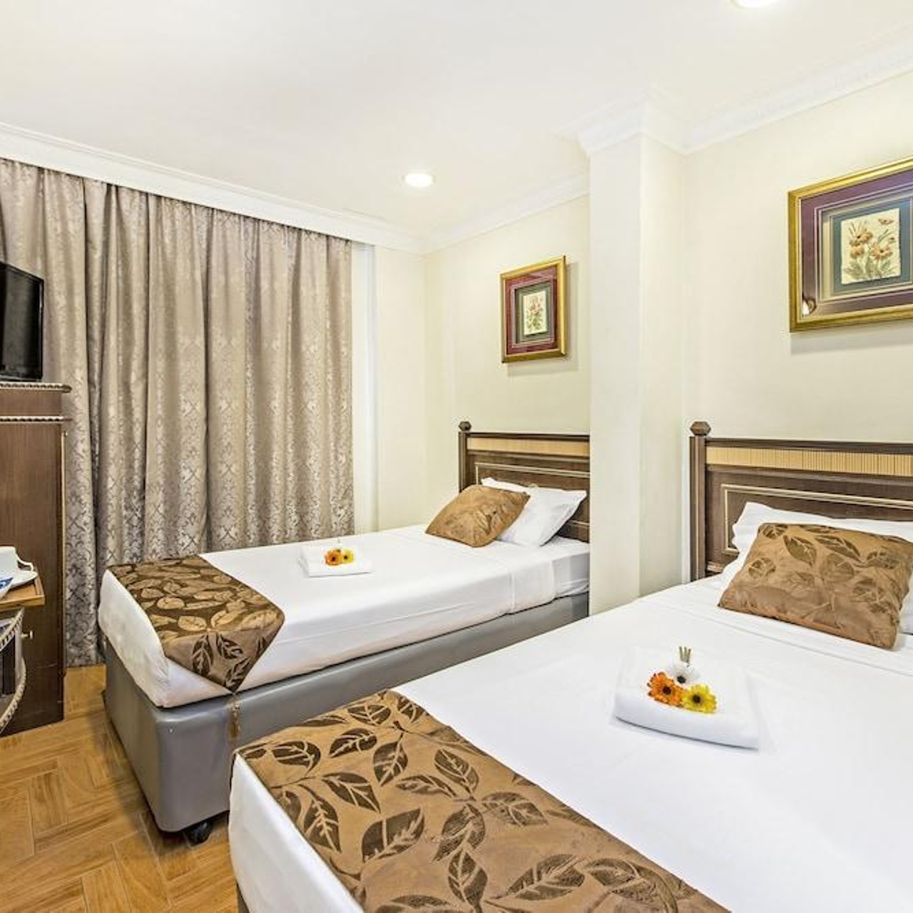 Hotel 81 Chinatown Singapore At Hrs With Free Services Hotel 81 Chinatown Singapore At Hrs With Free Services