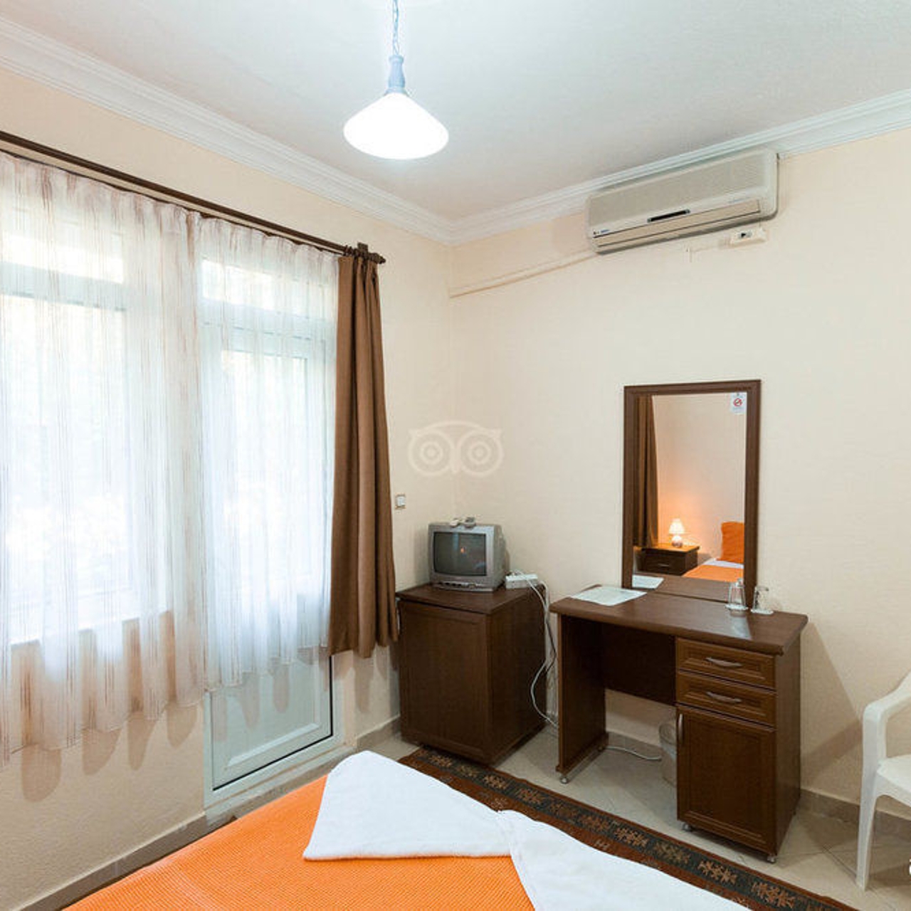 Canada Hotel Bungalows In Kemer Antalya Hrs