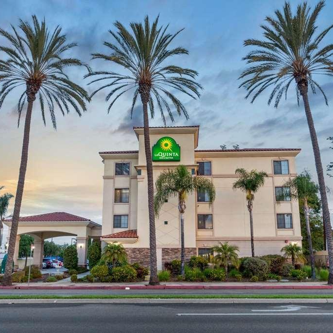 La Quinta Inn Ste Long Beach/Cypress - 3 HRS star hotel in Hawaiian Gardens  (California)