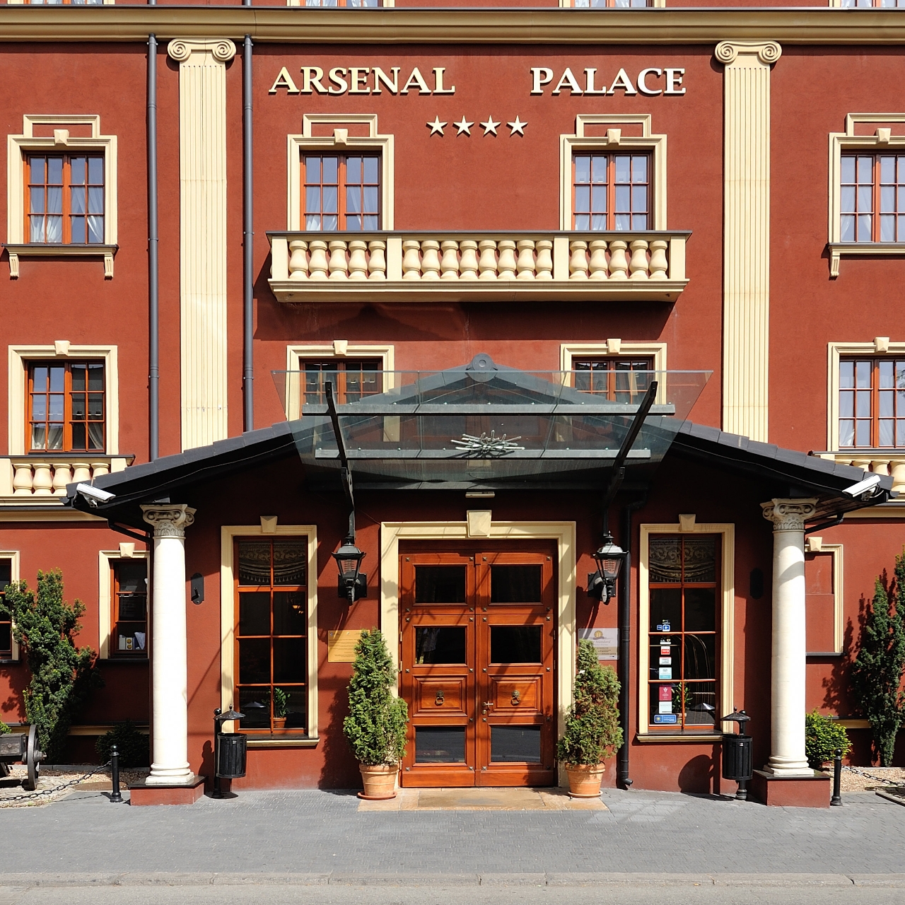 Diament Hotel Arsenal Palace Katowice-Chorzów w HRS z bezpłatnymi usługami