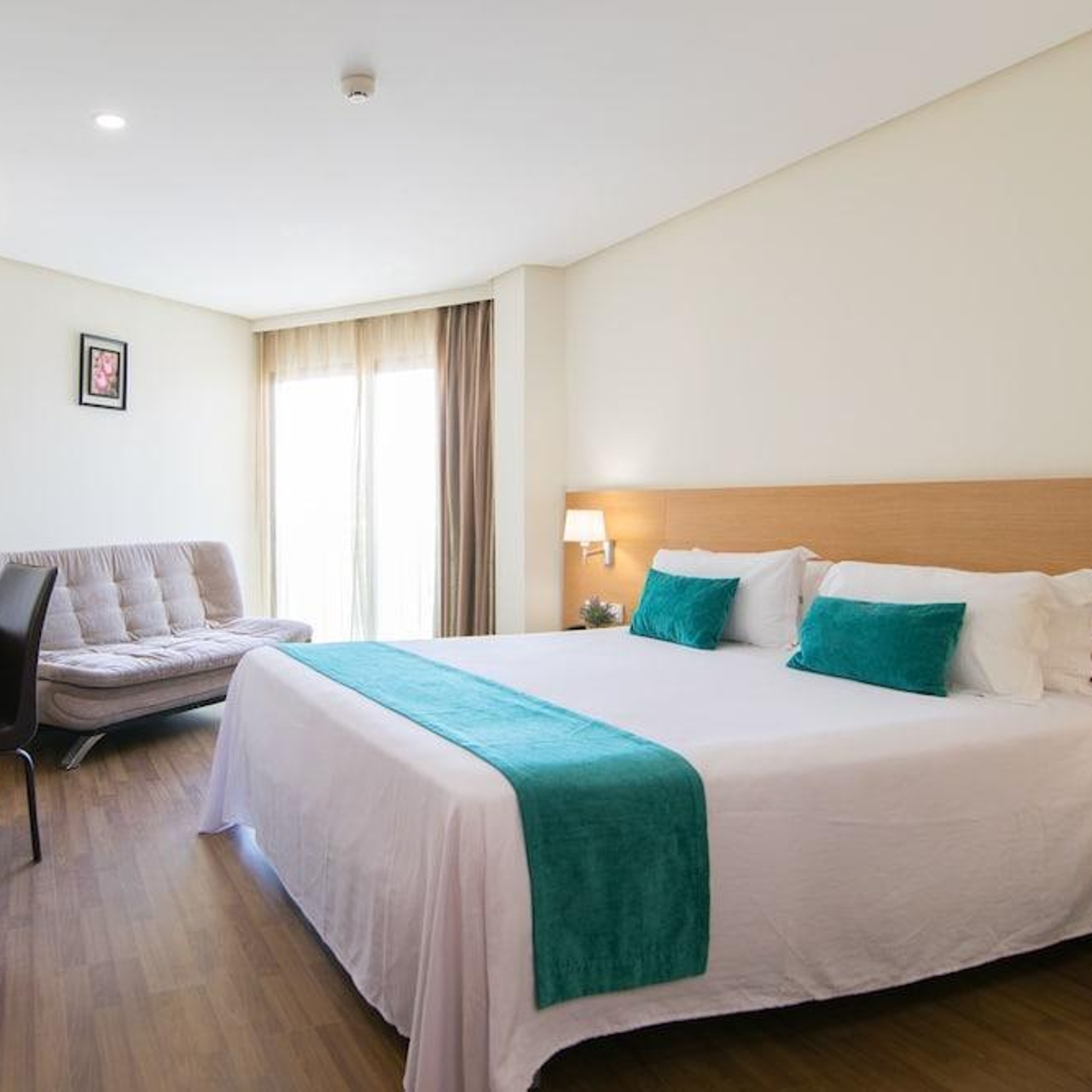Hotel Cullera Holiday Spain At Hrs With Free Services