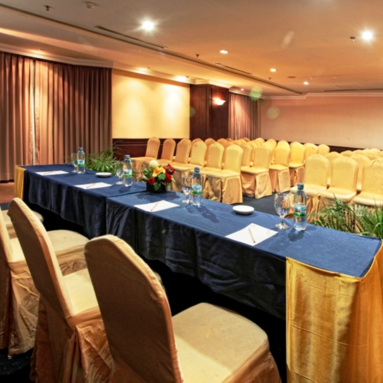 Grand Zuri Hotel Pekanbaru 4 Hrs Star Hotel In Pekanbaru