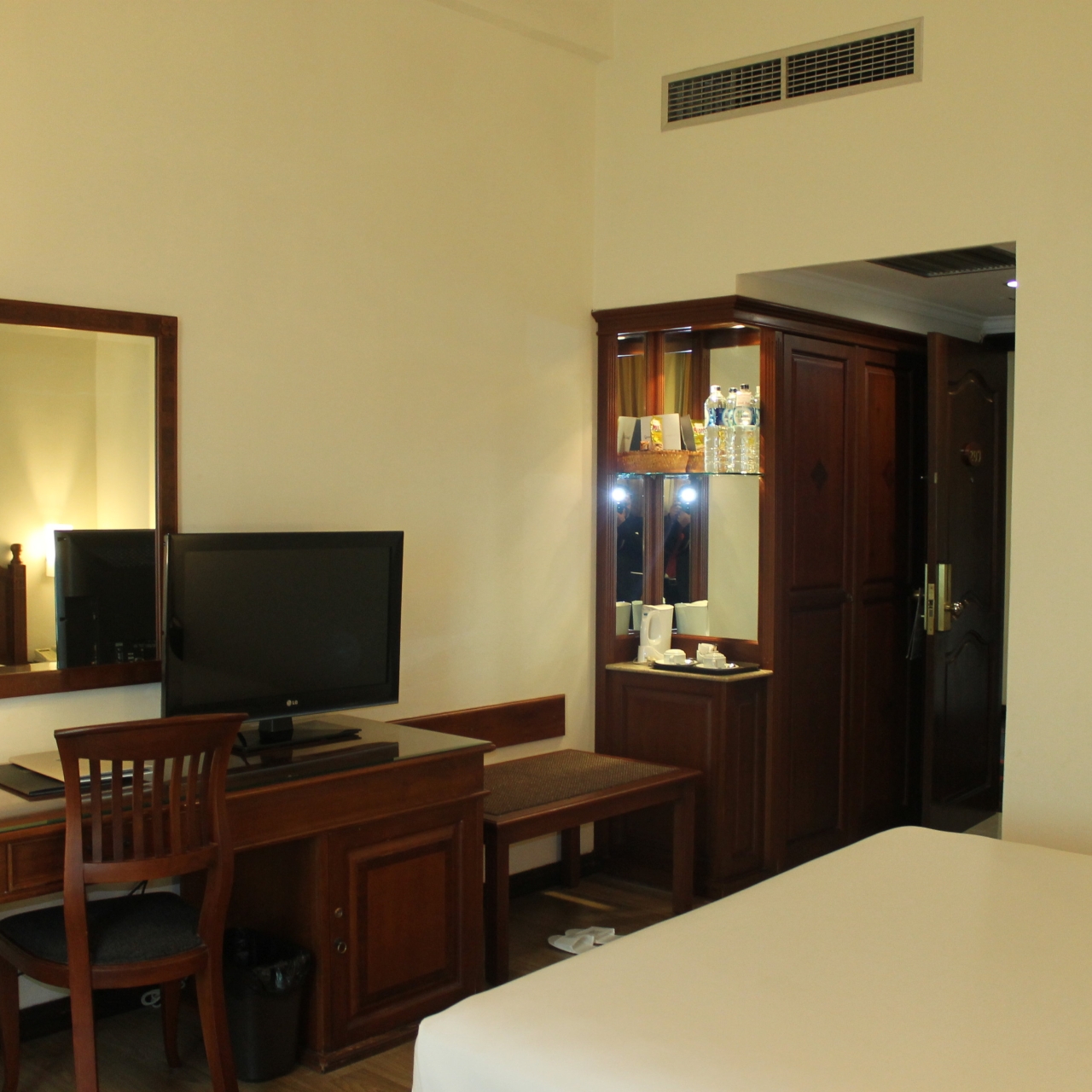 Grand Zuri Hotel Pekanbaru 4 Hrs Star Hotel In Pekanbaru