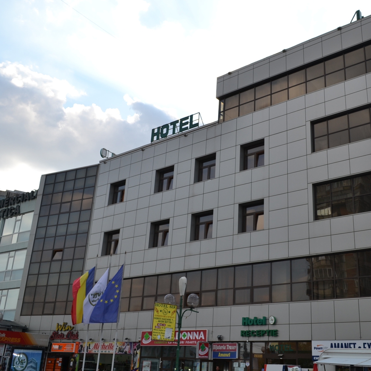 Hotel Sir Lujerului In Bucharest Bucuresti Hrs